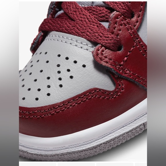 Jordan 1 Mid - Picture 6 of 11